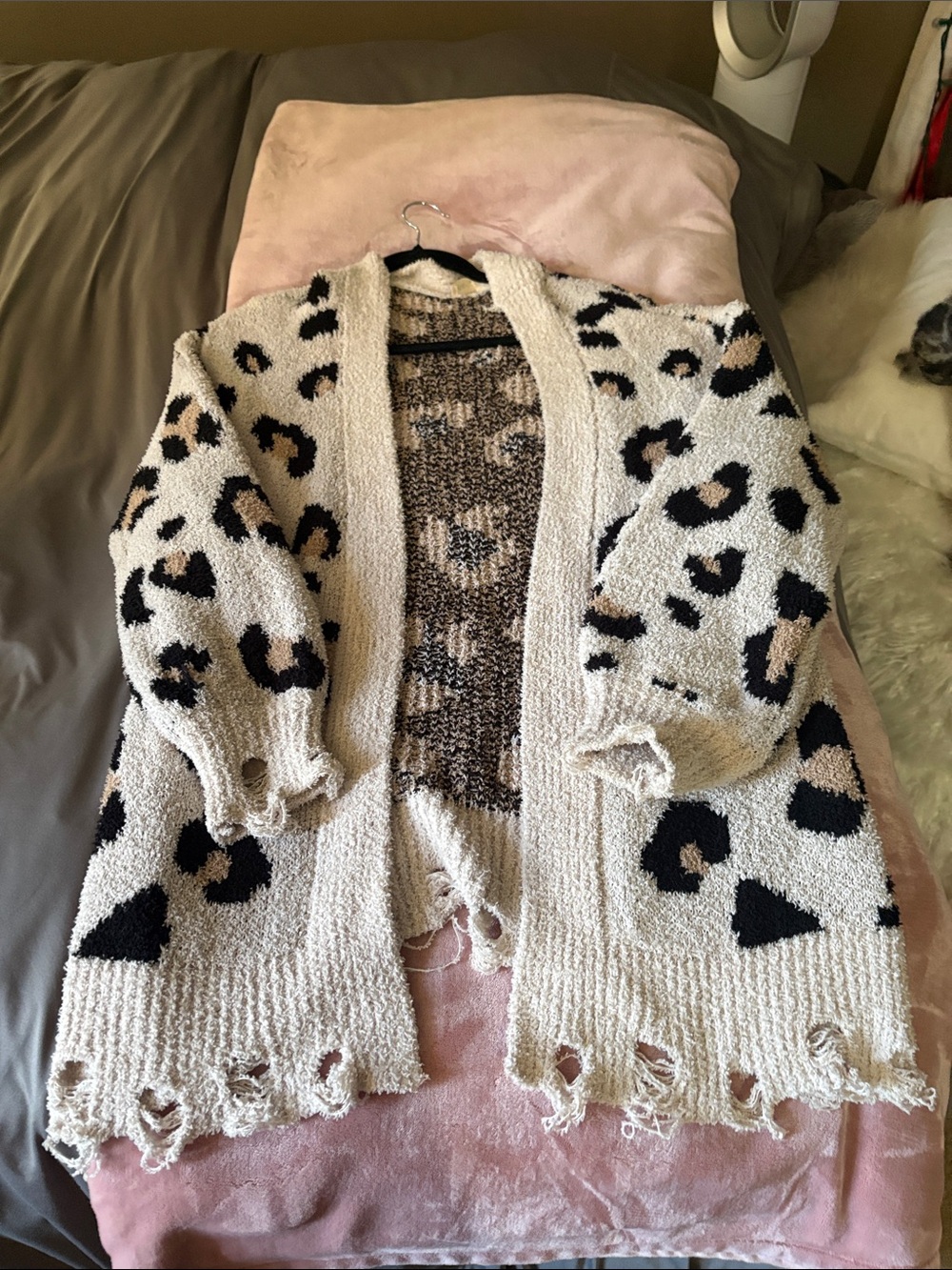 Cozy Leopard Print Open Cardigan Sweater - Cream/Black